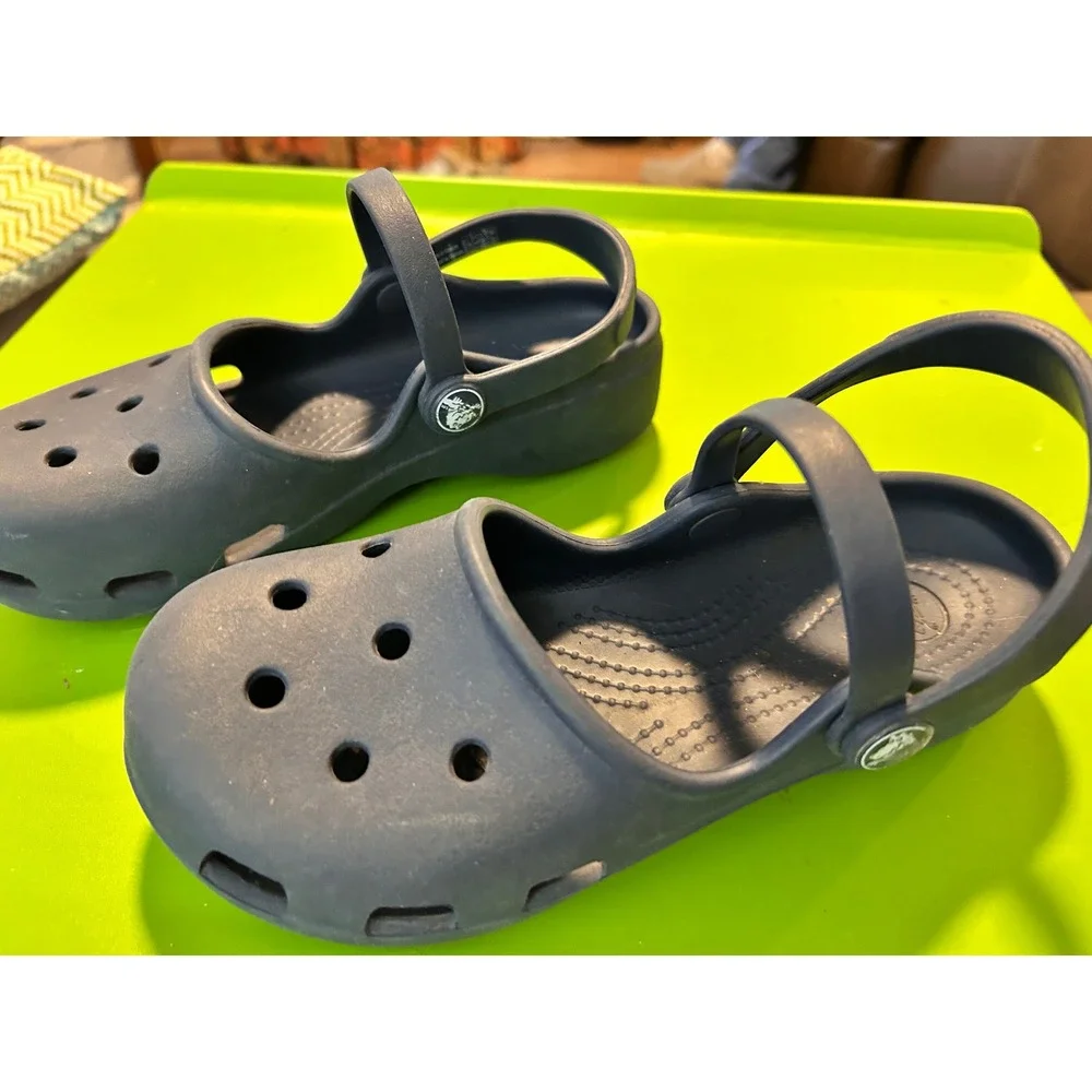 Crocs Shayna Mary Jane Clogs Kids Size J2 Navy Blue Girls Slip On Shoes 11215